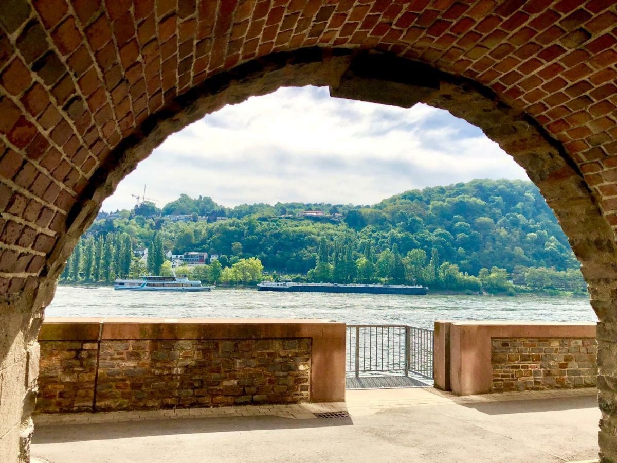 Ferienwohnung Haus am Rhein mit self check in Koblenz  Exterior foto